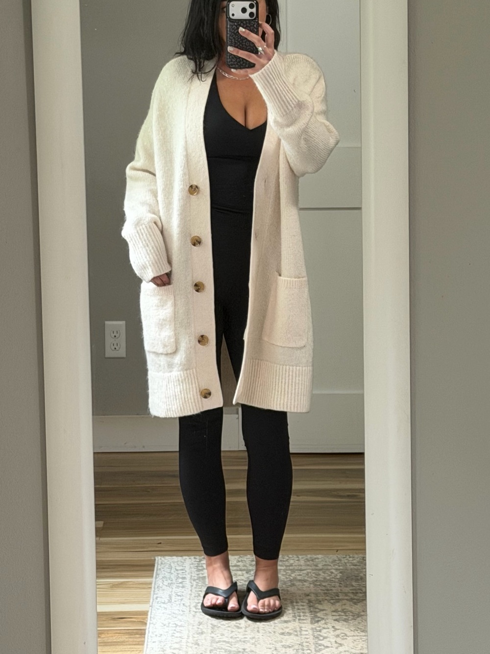 Ann Taylor Light Cream V-Neck Button Pocket Cardigan